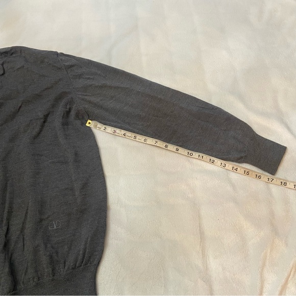 Valentino Maglia Gray Wool V-neck Sweater *flaw* Size Large 2983 - Picture 14 of 16